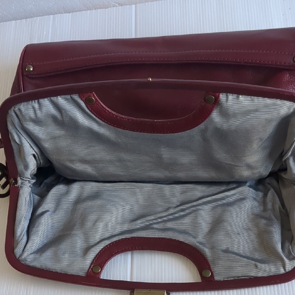 Vintage Elliott Lucca Leather Handbag & Clutch